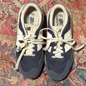 New Balance 237 Navy and White Sneakers WORN ONCE